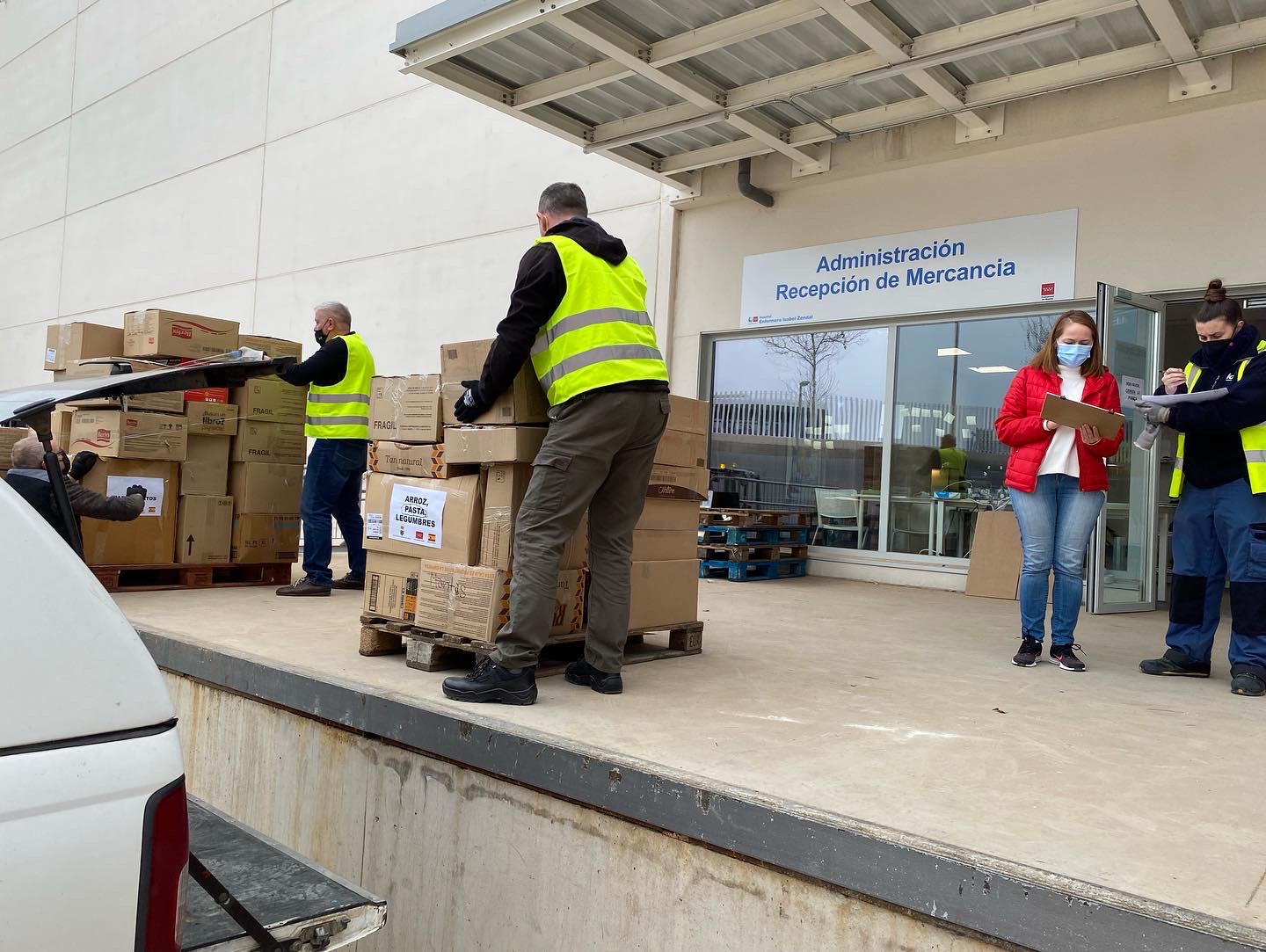 Ayuda para Ucrania: punto de recogida en el Ayuntamiento